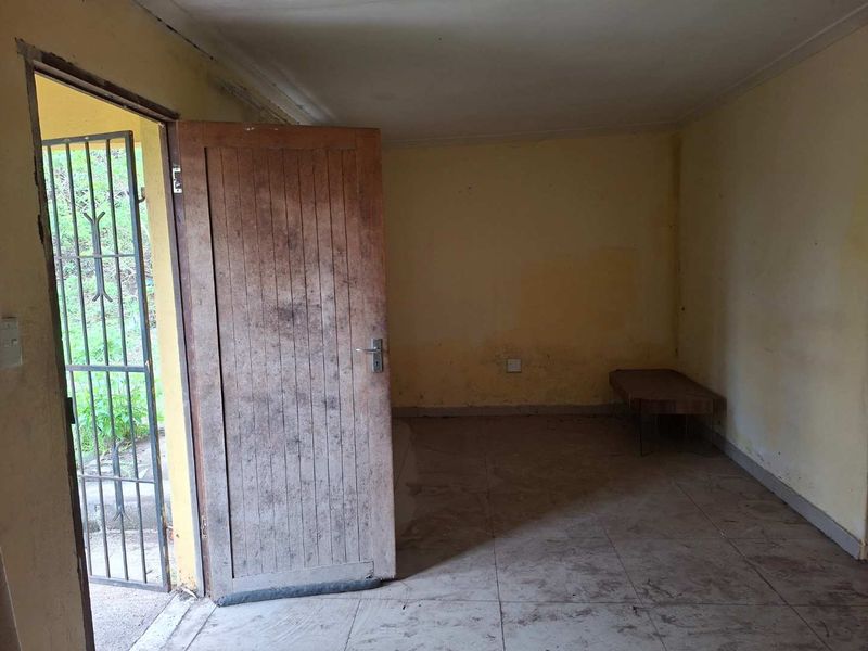 2 Bedroom house at Klaarwater Peaceful Township close to Pinetown - Photo 10