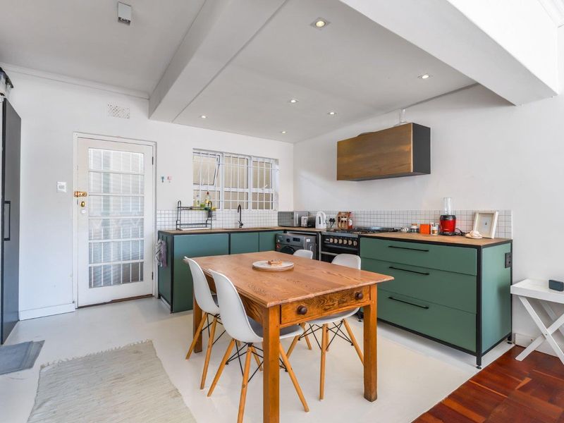 CHARMING 70m2  ONE BEDROOM  with an EXCLUSIVE USE GARDEN APARTMENT OF 52m2 - Photo 6