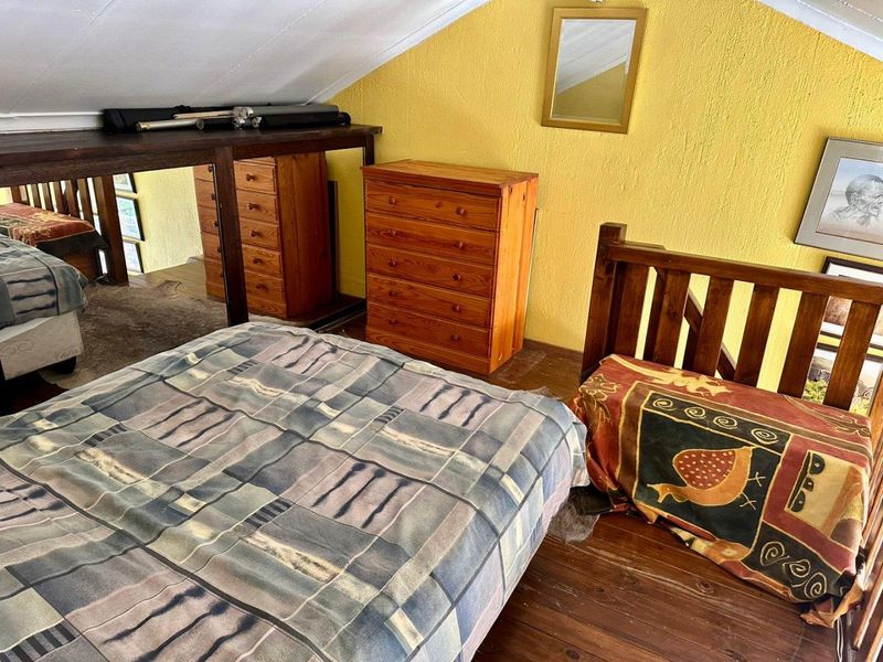 charming double-story unit. - Photo 8