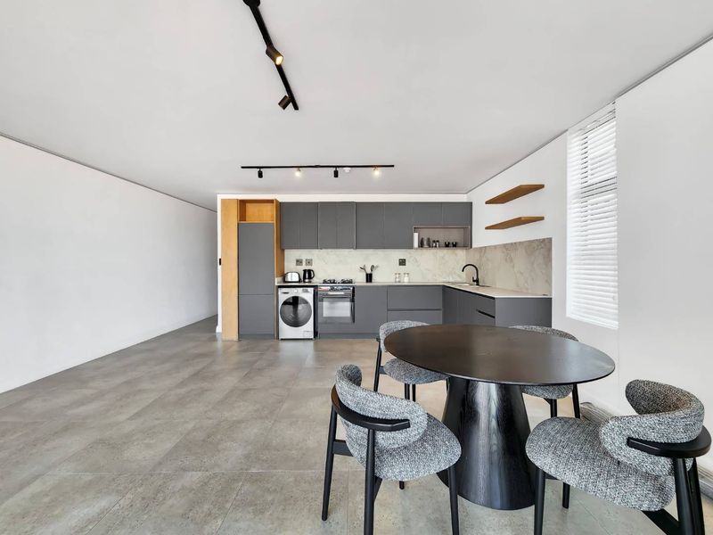 Brand new apartment in the heart of Cape Town - Photo 7