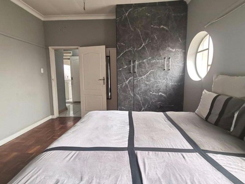 Spacious Apartment in safe area. - Photo 7
