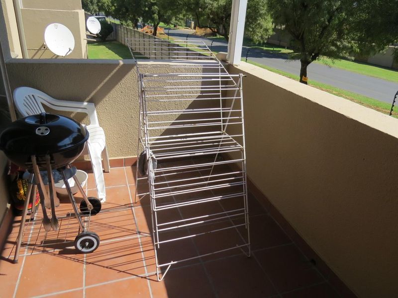 Ravenswood next to Beyers Park 2 Bedroom 1st Floor - Photo 3