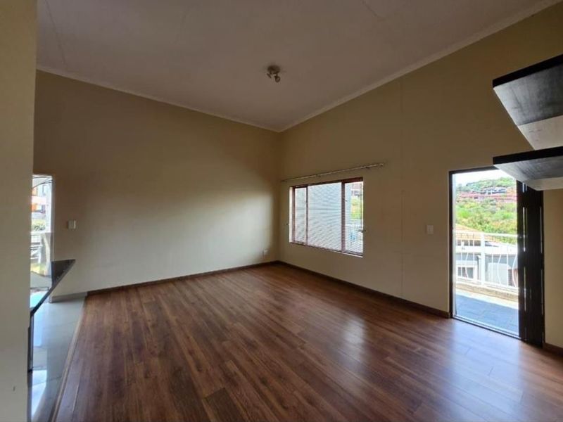 Modern Townhouse Bliss in Winchester Hills! - Photo 8