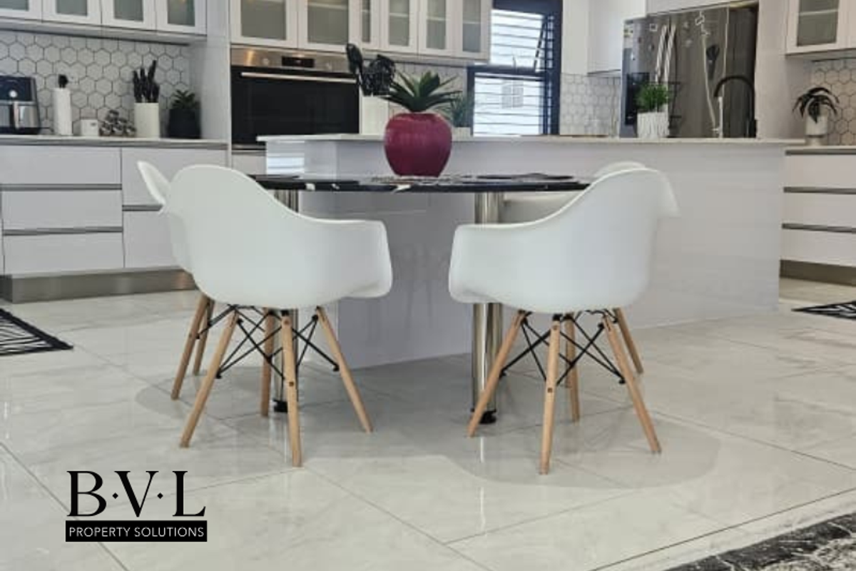 Luxury Living with the Ocean at Your Doorstep - Photo 5