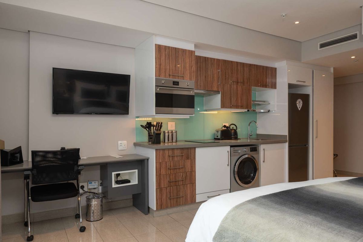 STUDIO APARTMENT FOR SALE - Photo 2