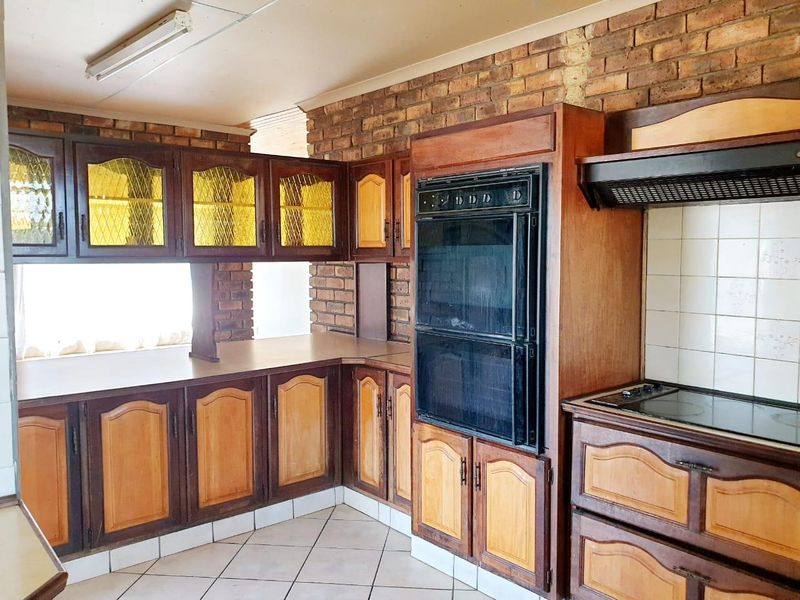 Opportunity Awaits- Plot for sale in Van Rhyn, Benoni - Photo 2