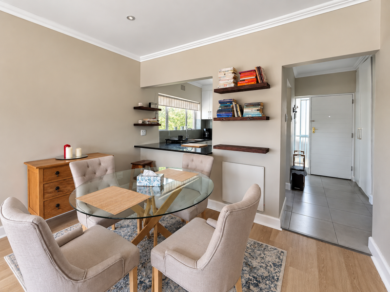 Renovated 1-bedroom apartment in the heart of Rosebank - Photo 7
