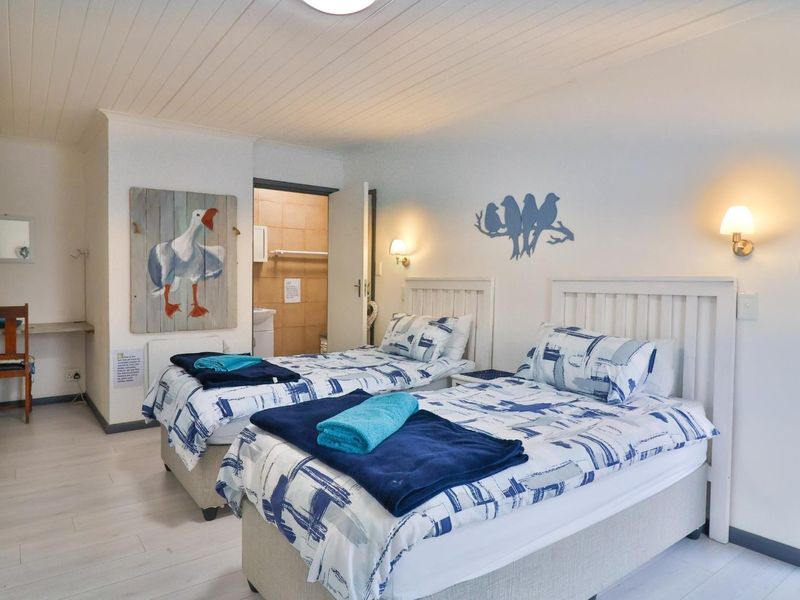 Investment Alert: Income-Generating Coastal Home - Photo 3