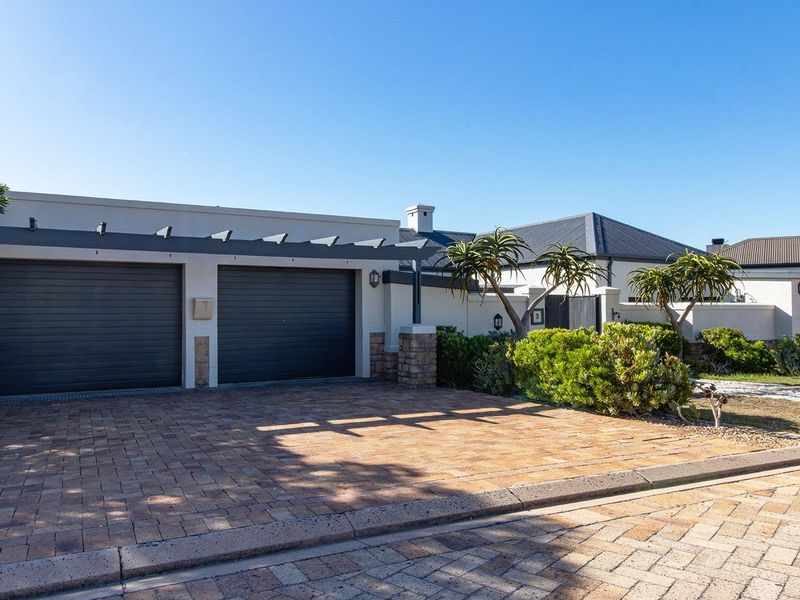 A Beautiful 4-Bedroom Family Home with Space to Grow - Photo 2