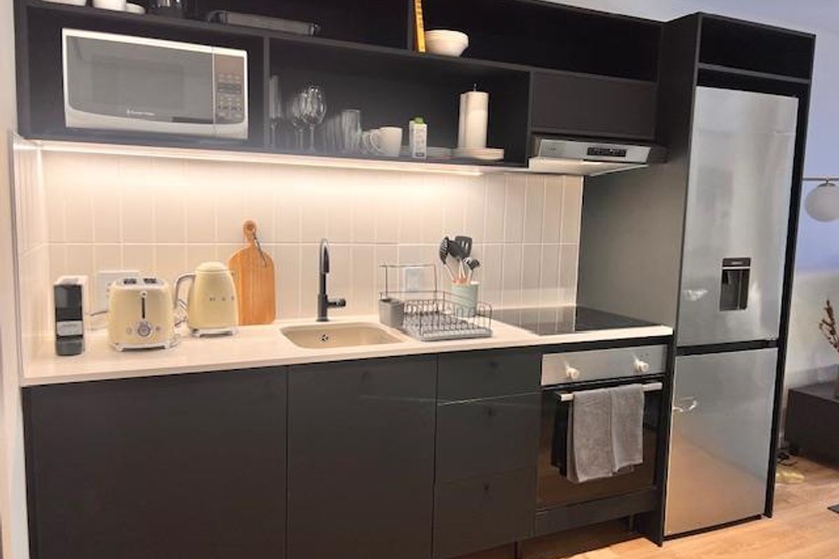 Luxury one bedroom at Station House - Photo 3