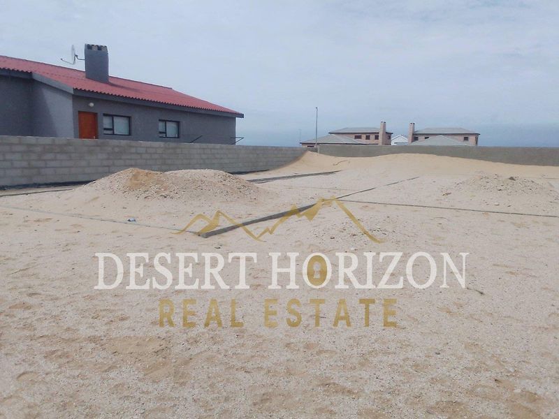 Henties Bay, North Dune | Vacant Erf with plans and foundation laid. - Photo 2