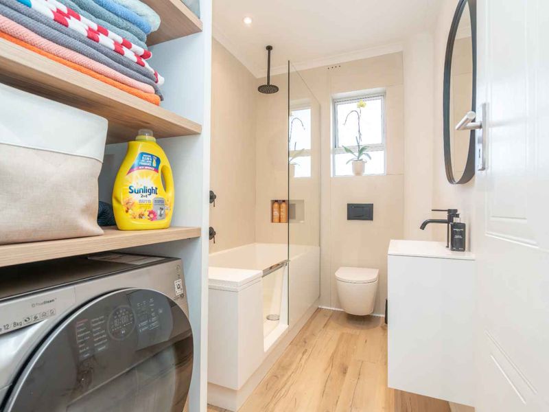 2 Bed / 1 Bath Airbnb Investment For Sale - Photo 9