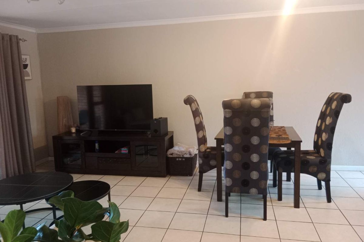 2 Bedroom, 2 Bathroom First-Floor Apartment with Balcony and Built-in Braai To Let - Photo 4