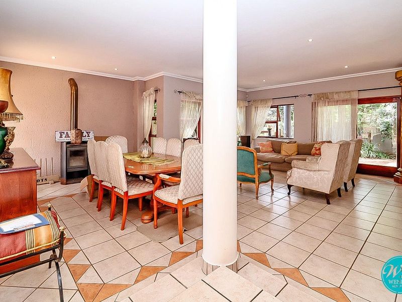 Secure and Well Maintained Cluster Home in Road Closure! - Photo 2