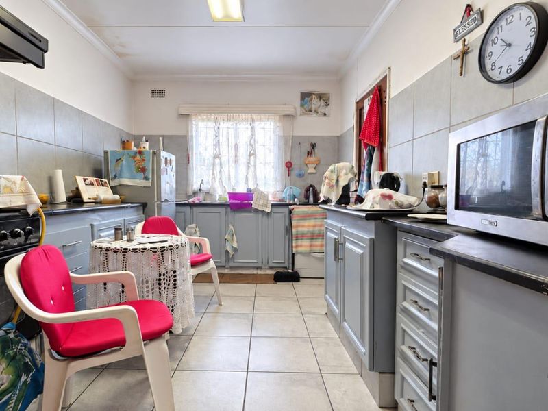 4 bedroom house for sale in Verwoerdpark - Photo 9