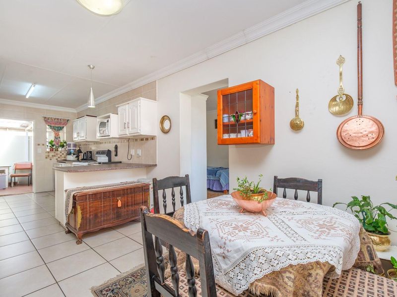 3 Bedroom in Protea Retirement Village. A Wonderful Place to live. - Photo 7