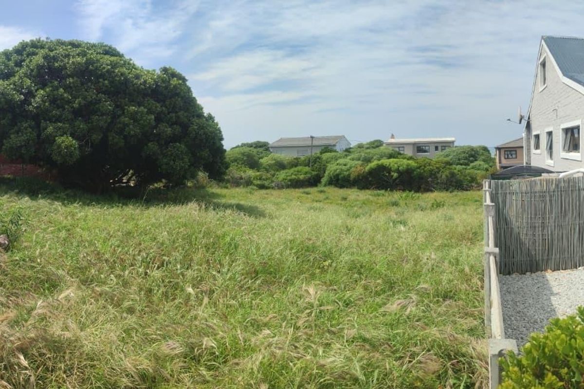 Coastal Canvas: Design Your Dream Home with Panoramic Sea Views. - Photo 3