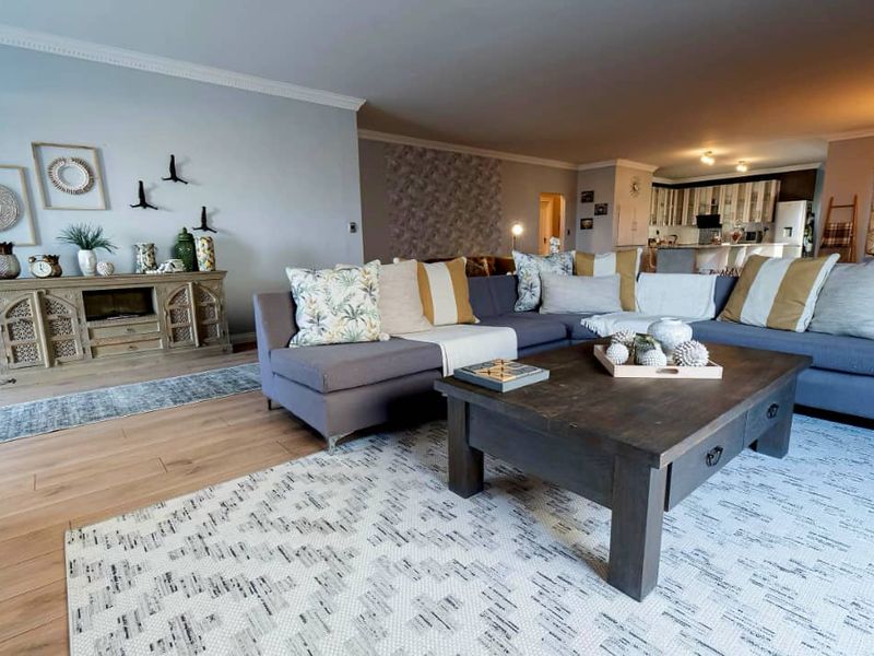 Beautiful family home in Henties Bay. - Photo 5