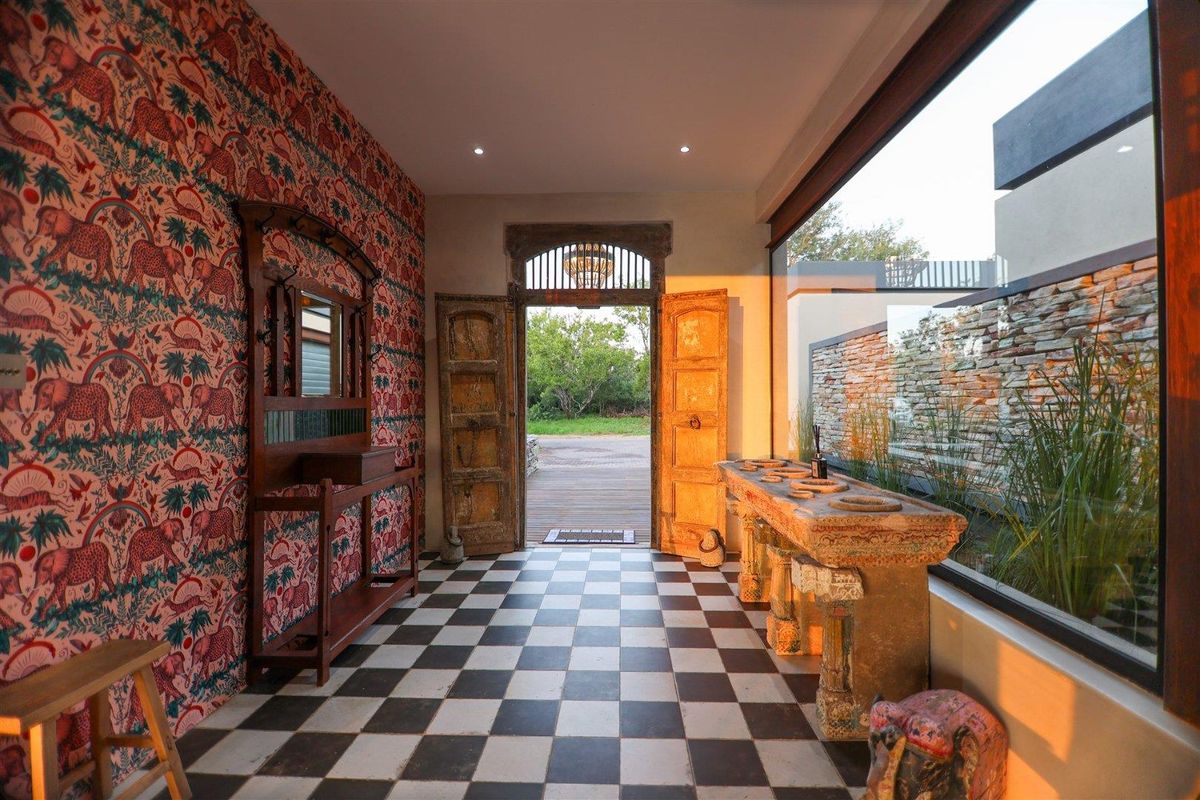 Bush Villa to rent in Zandspruit Bush & Aero Estate, Hoedspruit - Photo 4