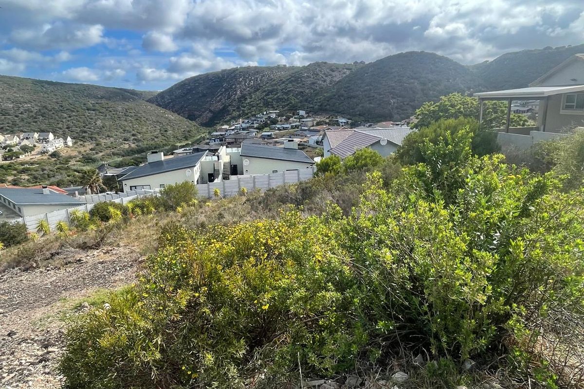Vacant land with approved building plans - Photo 2