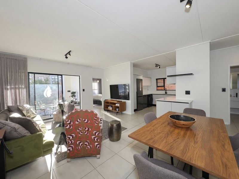 FULLY FUNRISHED THREE BEDROOM GROUND FLOOR APARTMENT FOR SALE!!! - Photo 2