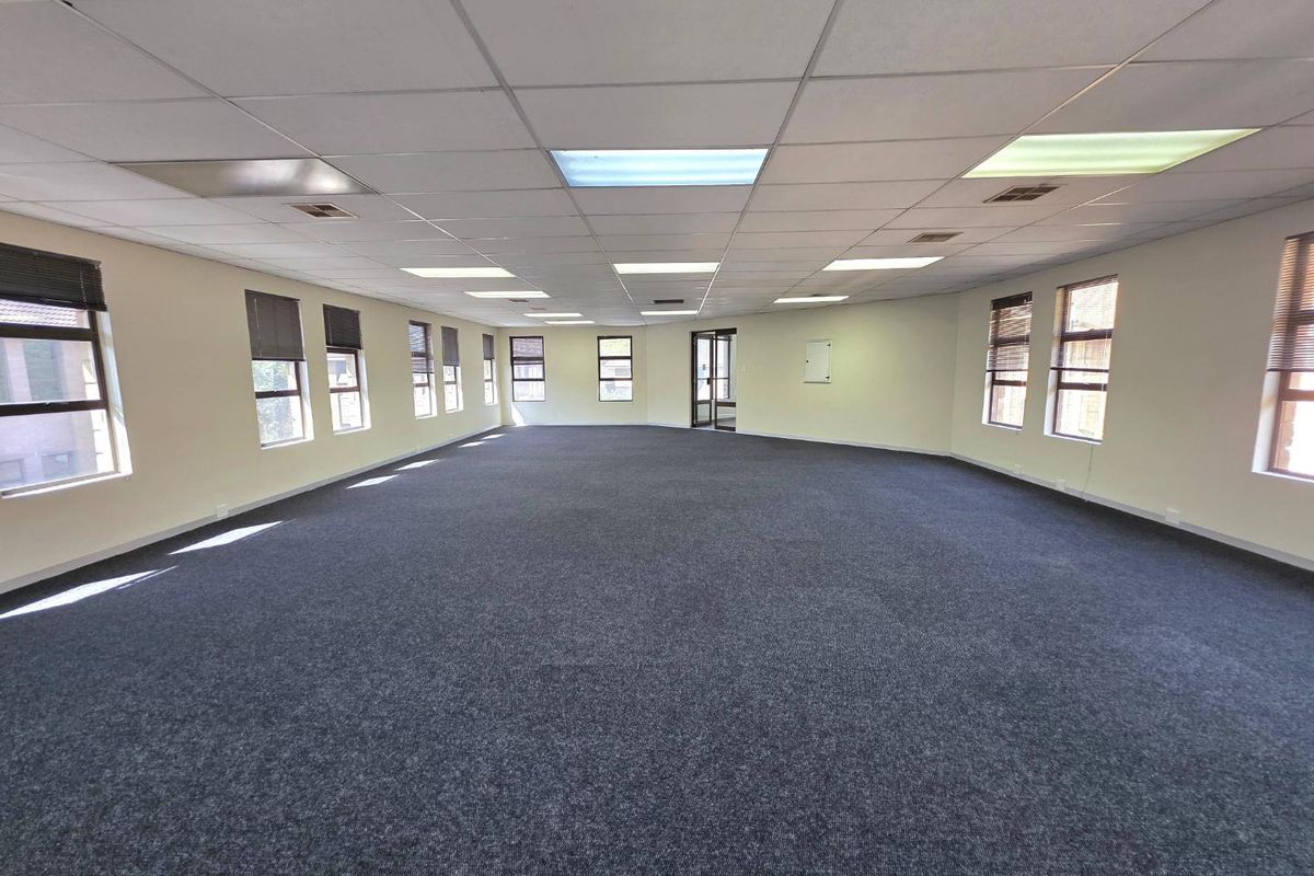 Modern Two-Level Office Space to Let in Prime Derby Downs - Photo 3