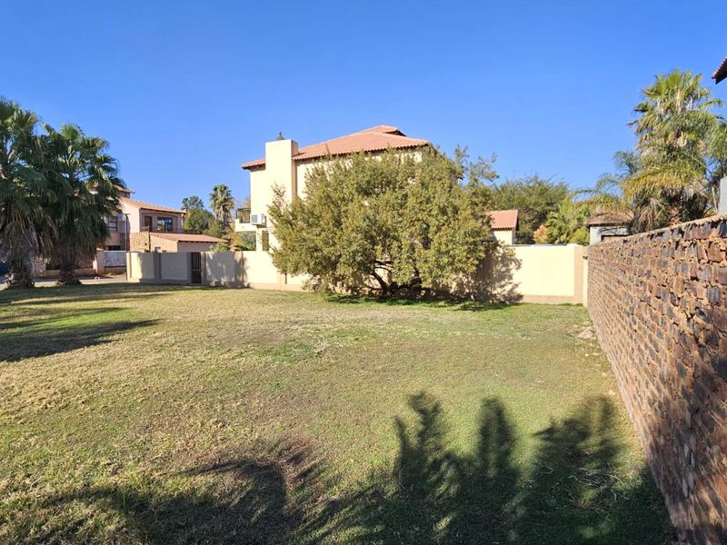 Vacant Stand in Popular Bougainvilla Estate - Photo 7