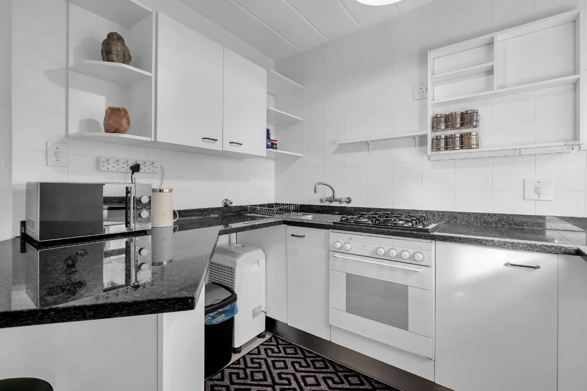 BEAUTIFUL ONE BEDROOM APARTMENT IN PARKTOWN NORTH TO RENT - Photo 5