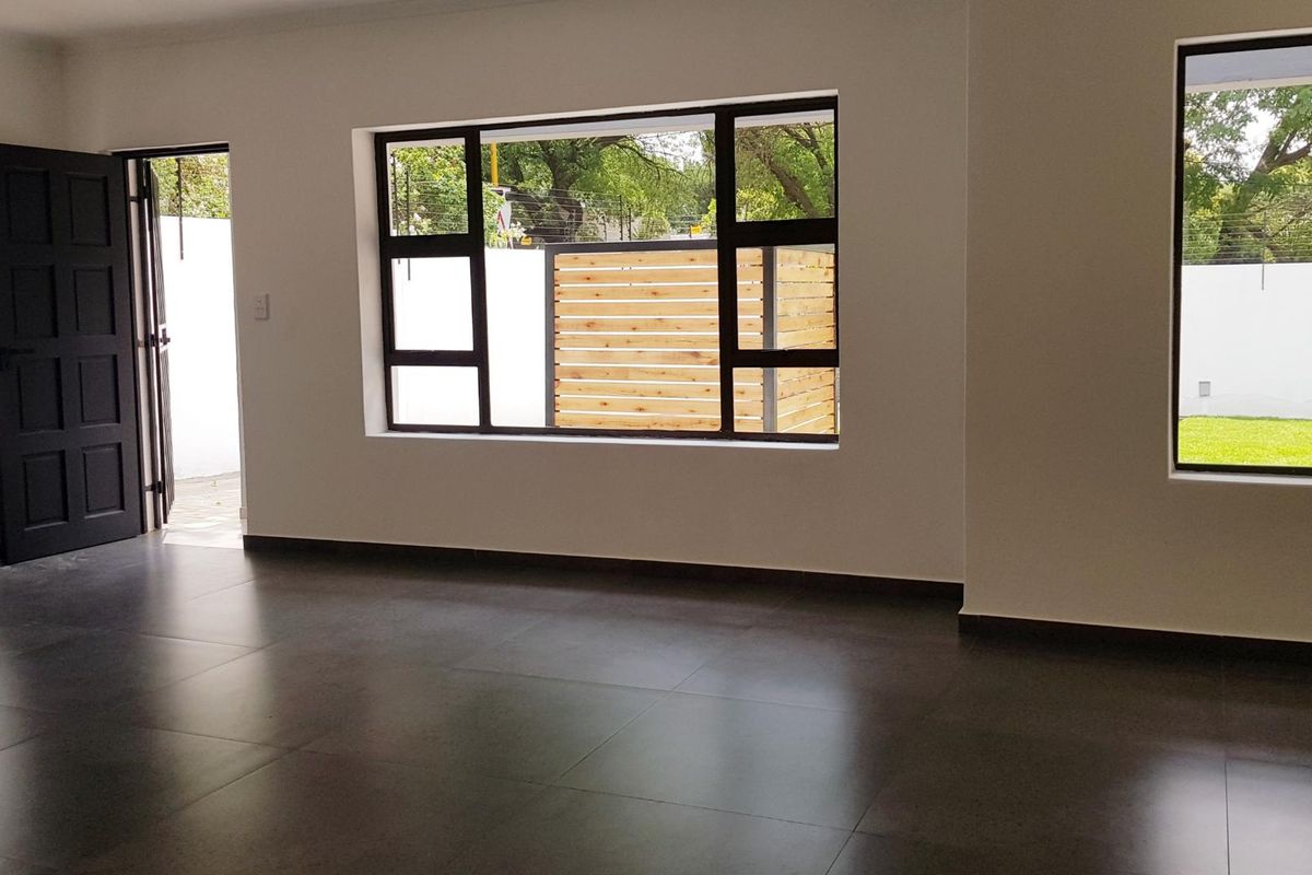 Beautifully Renovated Spacious Garden Studio to Let in Blairgowrie - Photo 5