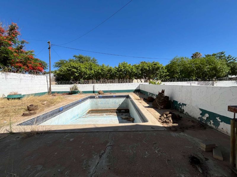 Erf 386 – A Renovator’s Dream With Massive Potential - Photo 9