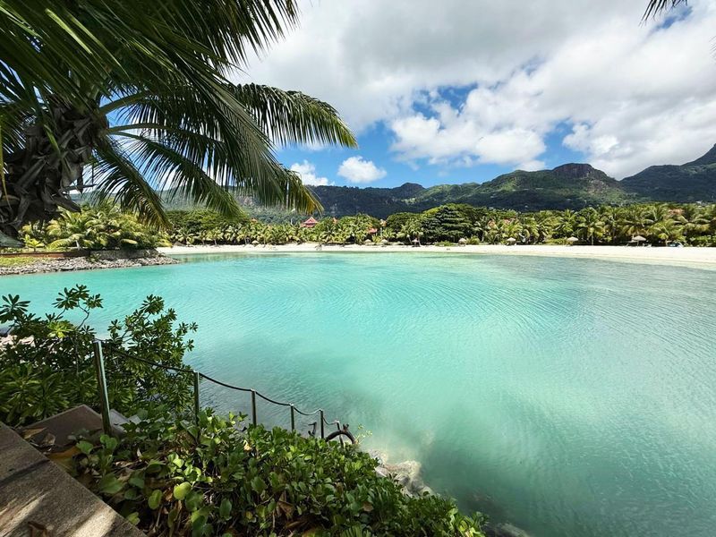 Beach or pool? It's tougher than you think. - Photo 3