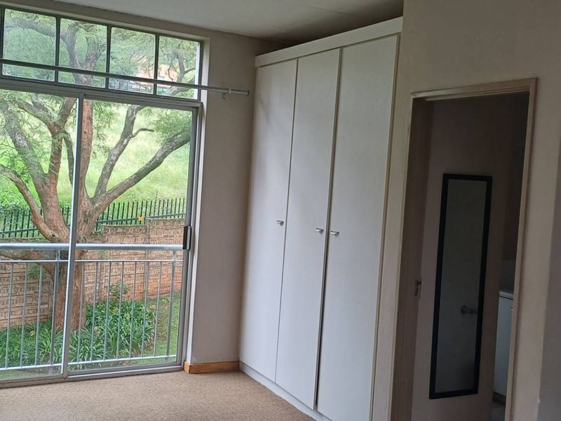 BACHELOR/STUDIO HOUGHTON - Photo 10