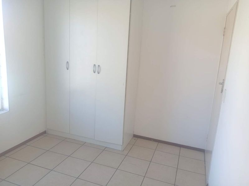 TWO BEDROOM TOWNHOUSE IN PARKRAND - Photo 6