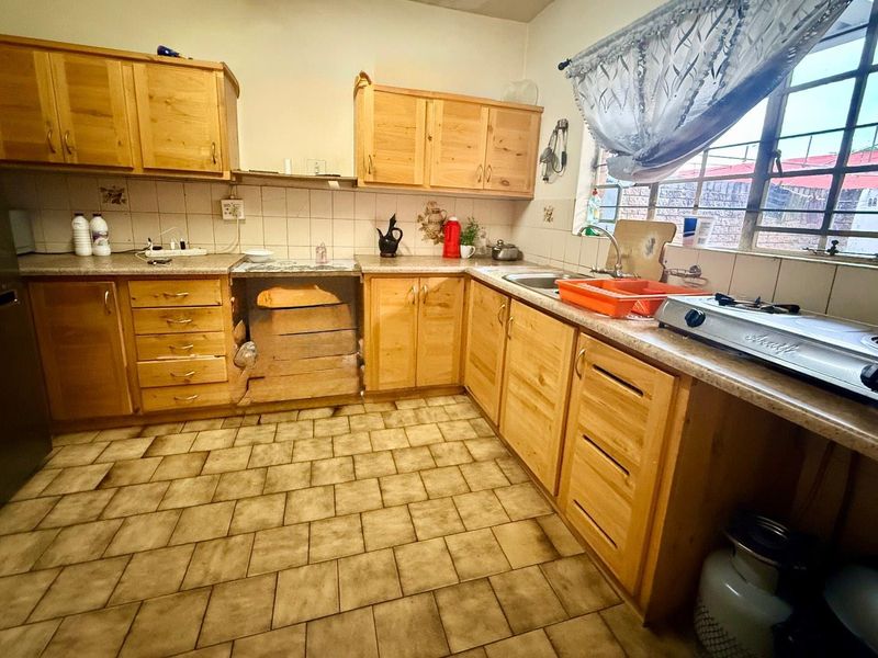 Beautiful 3 bedroom Townhouse for sale in Vryheid - Photo 7