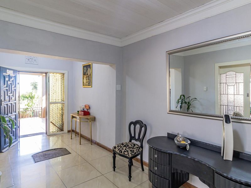 Family Home with Flatlet Near Hospital - Photo 6