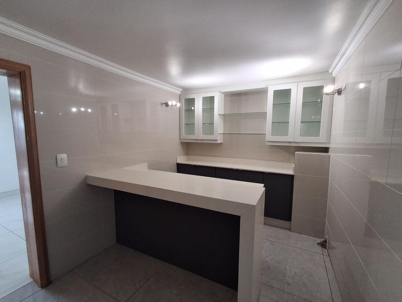 MANSION IN THE ELITE PART OF BASSONIA - Photo 6