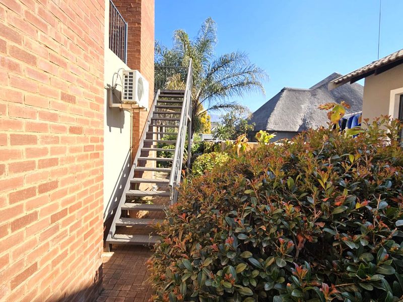 2 Bedroom Furnished Flatlet To Rent in Melodie Hartbeespoort - Photo 2