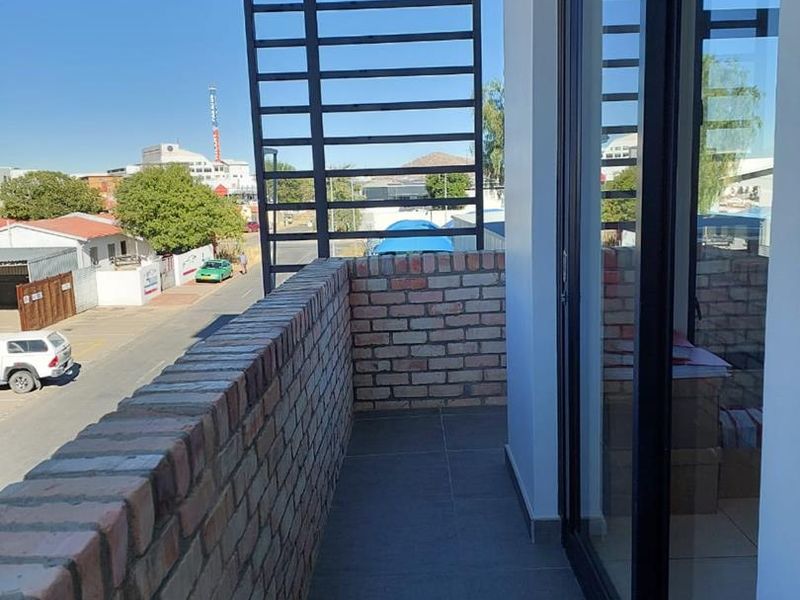 Spacious Offices & Boardroom in Prime Location Southern Industrial - Photo 5