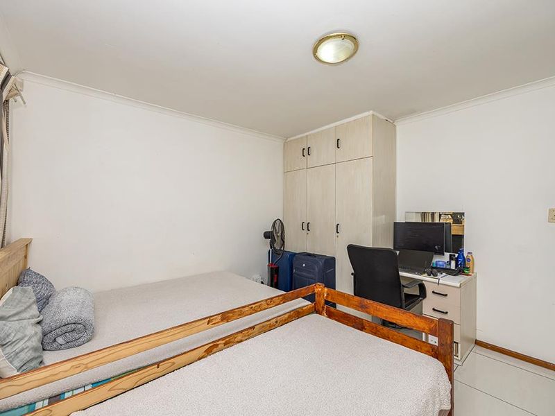 Stepless, Lock -up and Go Semi-detached Home - Photo 8