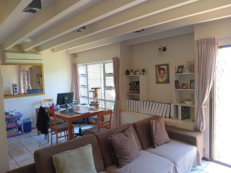 Welcome to this charming and versatile duplex that’s all about comfort, style, and easy living - Photo 4