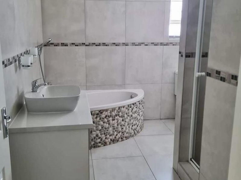 3 Bedroom House For Sale in Okahandja - Photo 5