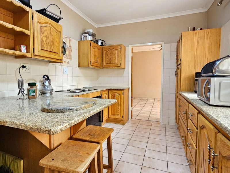 Immaculate Family Home with Entertainment Paradise in Annlin – Move-In Ready! - Photo 7