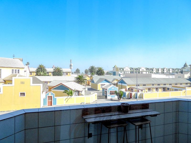 Spacious Duplex Apartment For Sale in Swakpmund Central - Photo 4