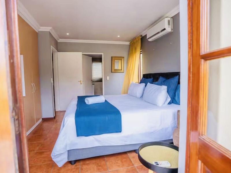 A Fully Furnished Townhouse - Photo 8