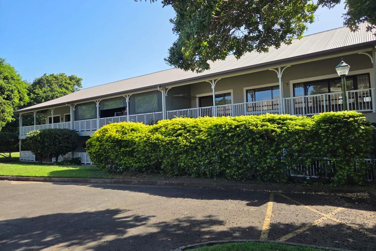 Spacious ground floor apartment to rent - Photo 2