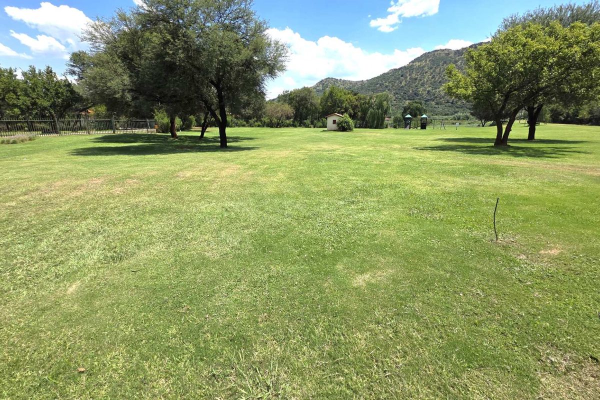 Vacant Stand in Estate d Afrique - Photo 3