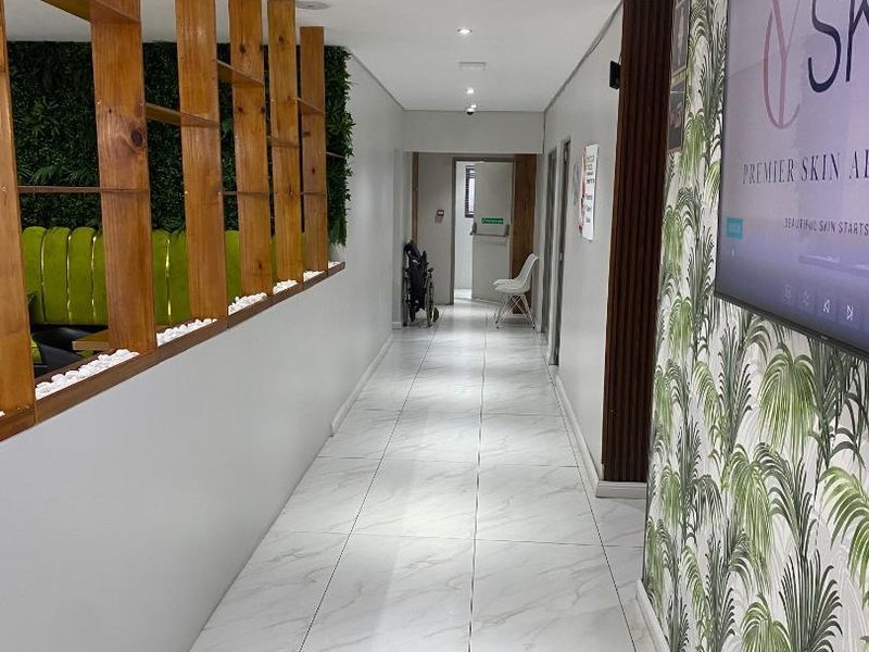 Medical Suite for rent in Dana Bay - Photo 4