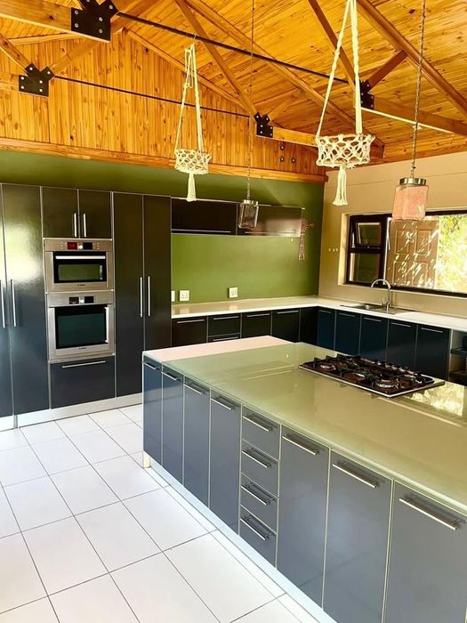 Property #2496695, House For Sale in Brakwater