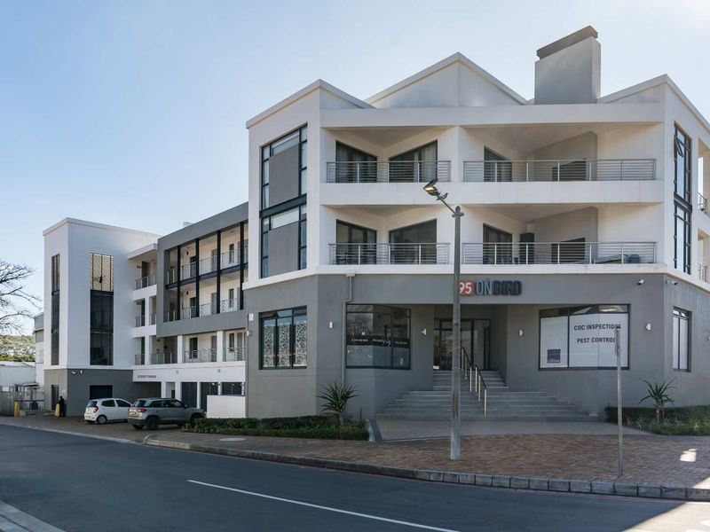 Modern 2 Bed 2 Bath 2 Parking -  Living in the Heart of Stellenbosch – 95 on Bird Street Apartments - Photo 3