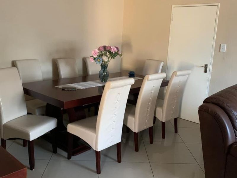 Modern 3-Bedroom Home for Sale Near Schools, Shopping Centres & N3 Highway – Stylish Living with 2 Bathrooms - Photo 6